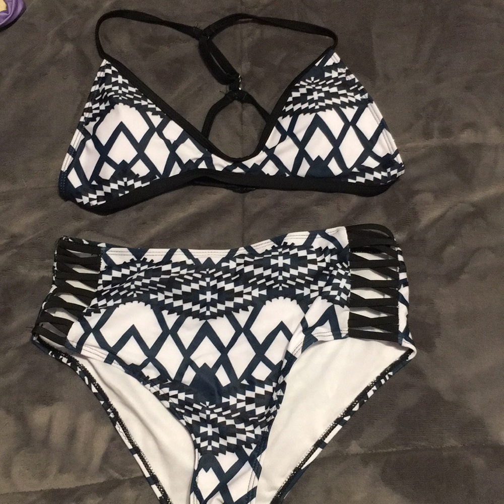 High waisted bathing suit + FREE GIFT